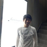 葛原シェフ、探求心、こだわり、完璧さと遊び心を持ち合わせていますが、謙虚なところがまた良いです。自分がどんなに凄いのかまだ分かってないようで・・・