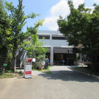 煉 今泉店 - 今泉にある桂離宮の２階にあるステーキレストランです。 
                