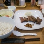 仁斗 - 牛タン焼定食  1,382円♪