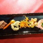 サーラ・マンジェ・ドゥ・クール  - (第2回）前菜