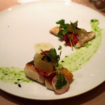 祇園 Abbesses - 鮮魚のオーブン焼きとドライトマト　セロリとグレープフルーツの香り