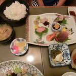 日本料理 吉水 - 子供は単独で『刺身定食』1200円　すっげ～豪華!!!