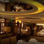 逸東軒 - 少し天井が低いけど、ミラーのおかげであまり圧迫感なし