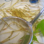 飴源 - 川魚、摘草料理のお店です