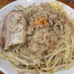 麺処 マゼル - まぜそば 醤油(200g)
ニンニク脂マシマシチーズマシ