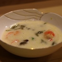 うを徳 - じゅんさいとオクラと東京湾の伊勢海老を入れた山芋のすりながし