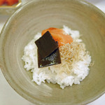 赤坂 詠月 - あきたこまち、博多の明太子、縮緬雑魚に塩昆布