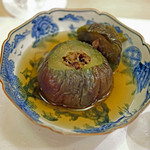 赤坂 詠月 - 鰊（にしん）を中に詰めてまるまる煮込んだ賀茂なすの印籠煮（いんろうに）
