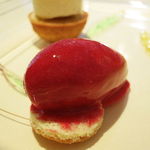 シェ松尾・松濤レストラン - 本日のデザート(フランボワーズのソルベ)