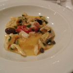 ヴィーノ・デッラ・パーチェ - 塩子豆のペーストのラヴィオリをバッカラを煮込んだスープで