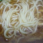 熊王ラーメン - 麺のアップ