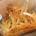 豚骨中華そば がんたれ - もやしナムル