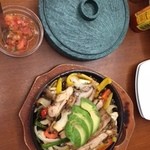 Mexican Dining AVOCADO - 鳥と野菜もおいしかったです