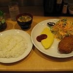 くま食堂 - ミンチカツとオムレツ定食(2015.05)