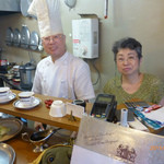 きっちん紅屋 - 仲の良いご夫妻です