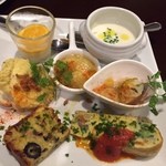 エ パタティ エ パタタ - ２０１５・８月　前菜盛り　これで１/2人前で７００円