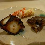 すし崇 - 鮹の桜煮(三重)、シャコ(愛知）、車海老の黄身おぼろ漬け(大分)