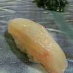 すし崇 - 宮城のマコガレイ活〆酢橘と塩で