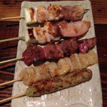 比内地鶏串焼 レバー  鶏皮  つくねをお好みでオーダー