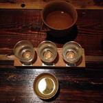 今宵の利き酒セット  大吟醸 天の戸  純米吟醸 六舟  純米酒 春霞  へ  純米酒の阿櫻を一合プラス