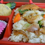 主婦の店 さいち - 大きなホタテが使われているお弁当（４５０円）