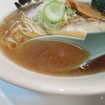 麺屋 にぼすけ - 煮干し中華そばのスープ