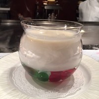 鉄板焼 銀杏 ホテル日航大阪 - スープはビシソワーズで中に桃が入ってるぅ✨