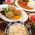 Kicchin Watarigarasu - 自然派
                        コロッケ定食