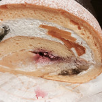 アテスウェイ - 季節のロールケーキ