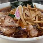 青島食堂 - 青島ラーメン大盛@￥770+メンマ￥100増し