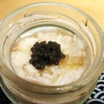 器楽亭 - タラバガニ、叩いたつくね芋と長芋、土佐酢、キャビア