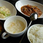 黄鶴 - 最初に二品セットがやって来ました。