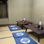 ブルドック - 二階座敷は床が傾いている