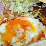 ブルドック - ハムエッグは半熟！