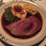 ロウリーズ・ザ・プライムリブ 大阪 - ロウリーカット