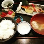 海鮮どんぶり亭 - トロ鯖定食