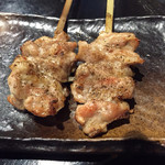 喰快 - 鳥ハラミ 350円（2本）