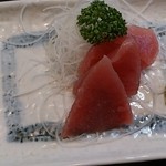 定食についている刺身