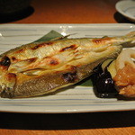 酒とそば まるき - 鮎の一夜干し