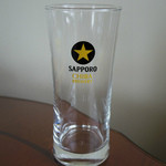 サッポロビール千葉工場 マリンハウス - お土産にもらった黒ラベルマーク付きグラス