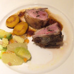 レストラン アラジン - シャラン産鴨胸肉ロースト、黒胡椒風赤ワインソース 2015-8