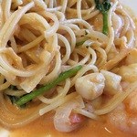 チャヤ ジャルディーノ シロヤマ - 201508 GIARDINO ★パスタセット（950円）★小柱と海老のスパゲティ