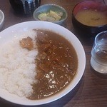韓国料理 プサン - 牛すじカレー　650円
