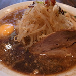 麺屋 ひしお - 紀州湯浅吟醸醤油ラーメン　もやし生卵トッピング