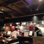 ビアバール丸々 - 店内