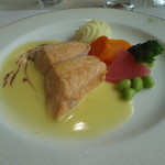 テラスレストラン - 2015/8  テラスランチ：A サーモンの白ワイン蒸し