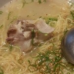 焼肉ハウスちどり亭 - テールスープ拉麺。
            私の大好きど真ん中拉麺。