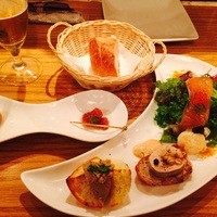 Le Comptoir de シャンパン食堂 - アミューズに前菜盛りでお腹いっぱいや♡