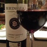 熟成神戸牛プレミアム 听 - お店の人にドリンクはお任せました！食べるお肉、お食事によってそれぞれに合うワインを出していただきました❤︎