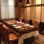 熟成神戸牛プレミアム 听 - 素敵な個室もあります。ラグジュアリー感が溢れ出ています。